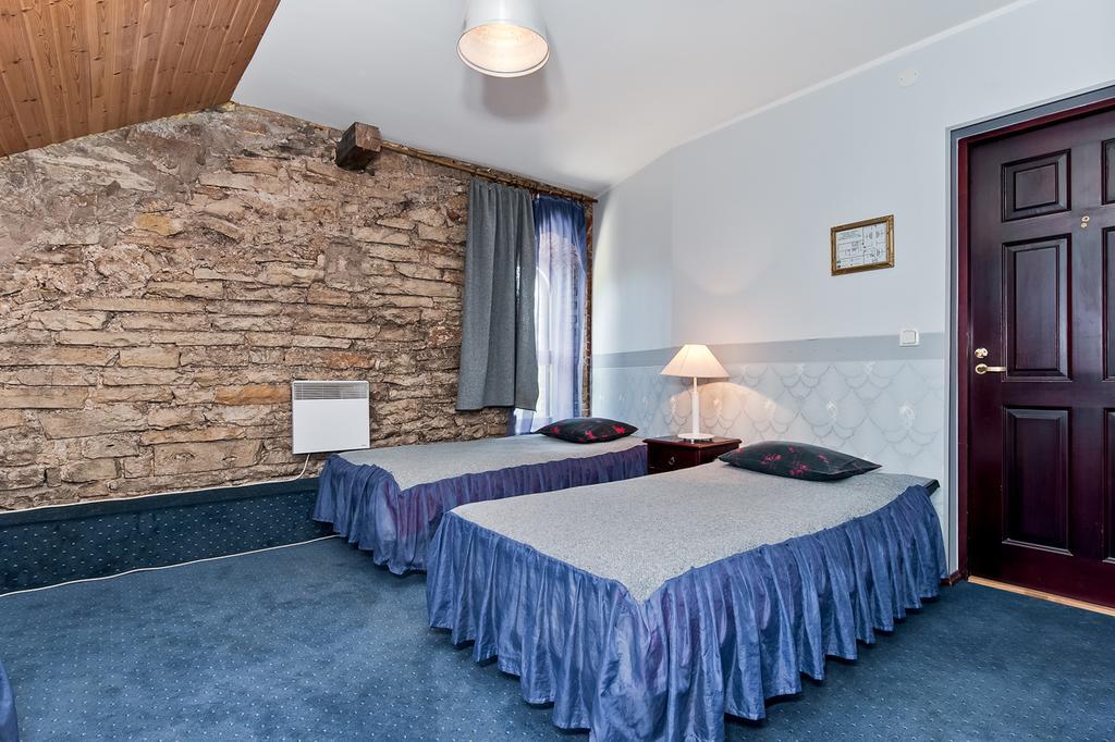 Veskisilla Hotel Türi Εξωτερικό φωτογραφία