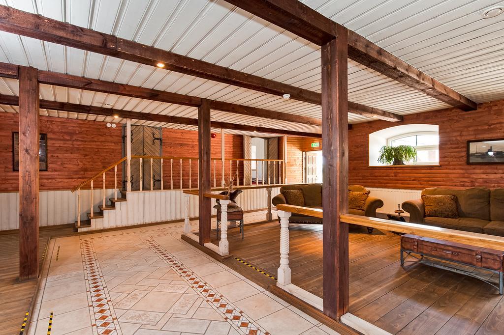 Veskisilla Hotel Türi Εξωτερικό φωτογραφία