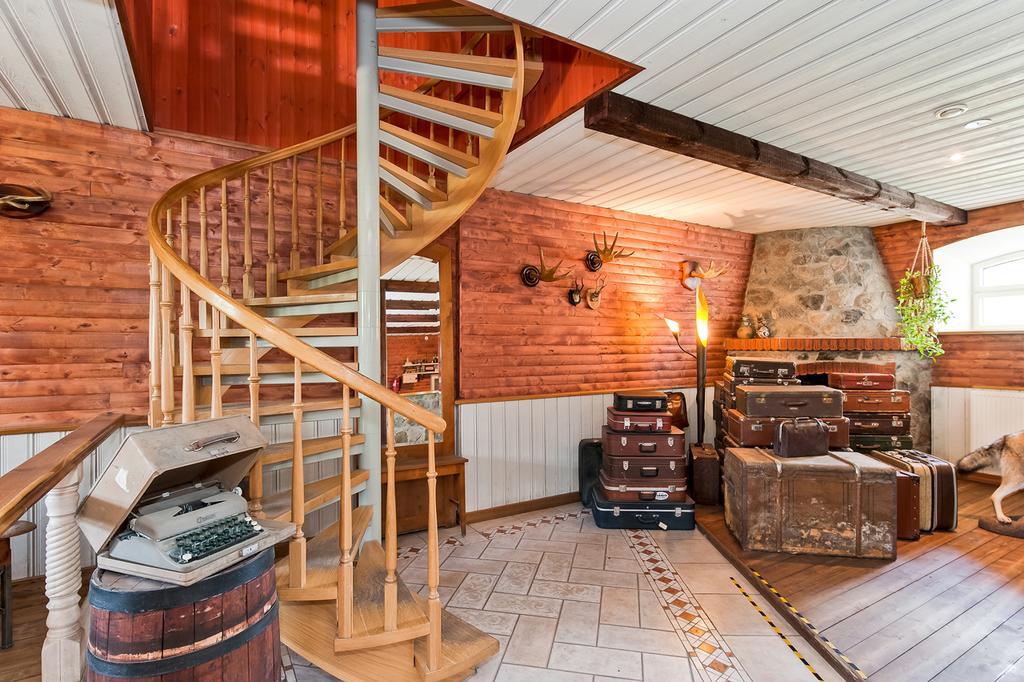 Veskisilla Hotel Türi Εξωτερικό φωτογραφία