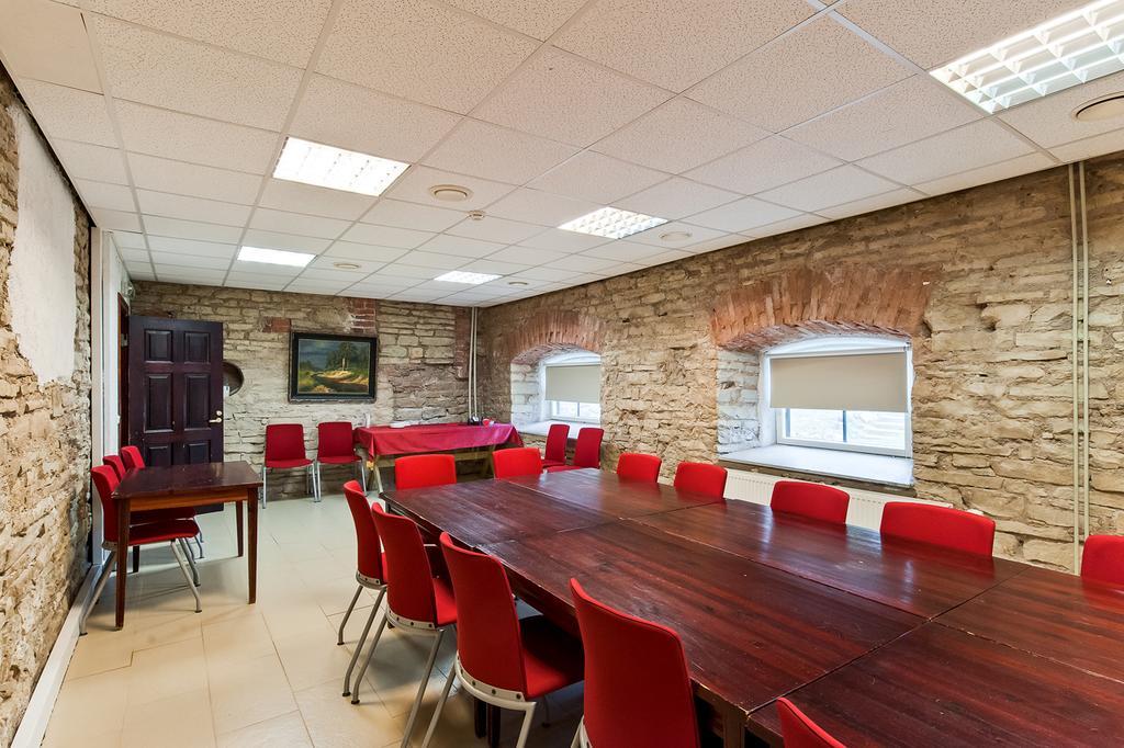 Veskisilla Hotel Türi Εξωτερικό φωτογραφία