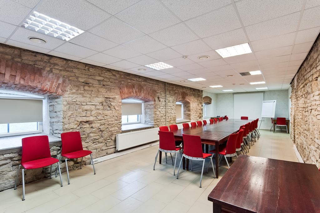 Veskisilla Hotel Türi Εξωτερικό φωτογραφία