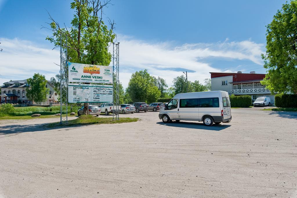 Veskisilla Hotel Türi Εξωτερικό φωτογραφία